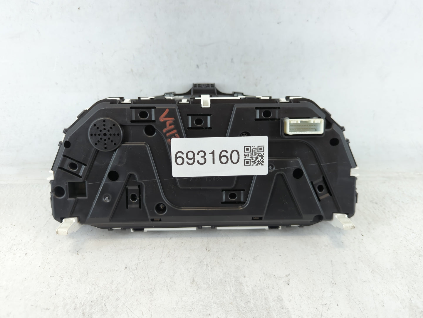 2019 Mitsubishi Eclipse Cross Instrument Cluster Speedometer Gauges P/N:A2C99362601 Fits OEM Used Auto Parts - Oemusedautopa