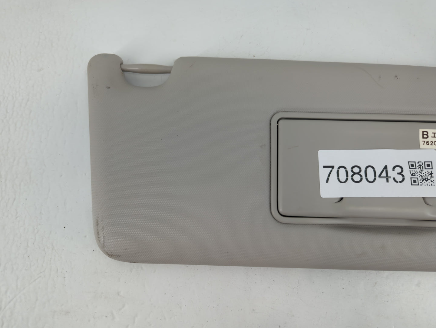 2018 Mitsubishi Eclipse Cross Sun Visor Shade Replacement Passenger Right Mirror Fits OEM Used Auto Parts - Oemusedautoparts