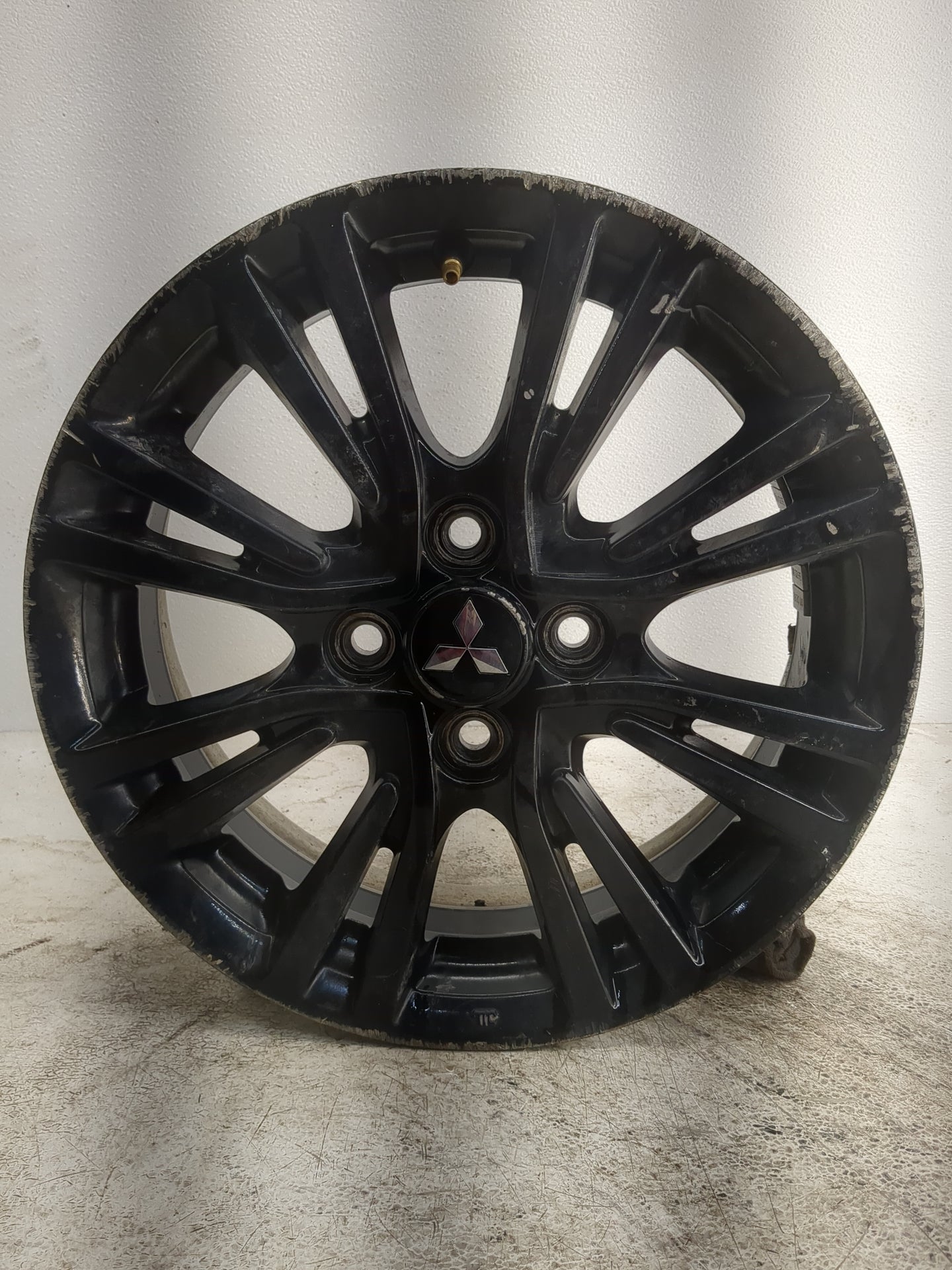 2017-2020 Mitsubishi Mirage Oem Wheel Rim - Oemusedautoparts1.com
