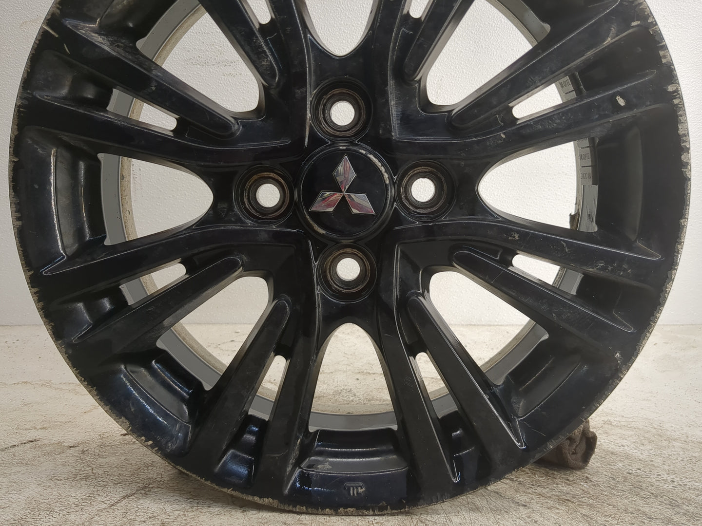 2017-2020 Mitsubishi Mirage Oem Wheel Rim - Oemusedautoparts1.com