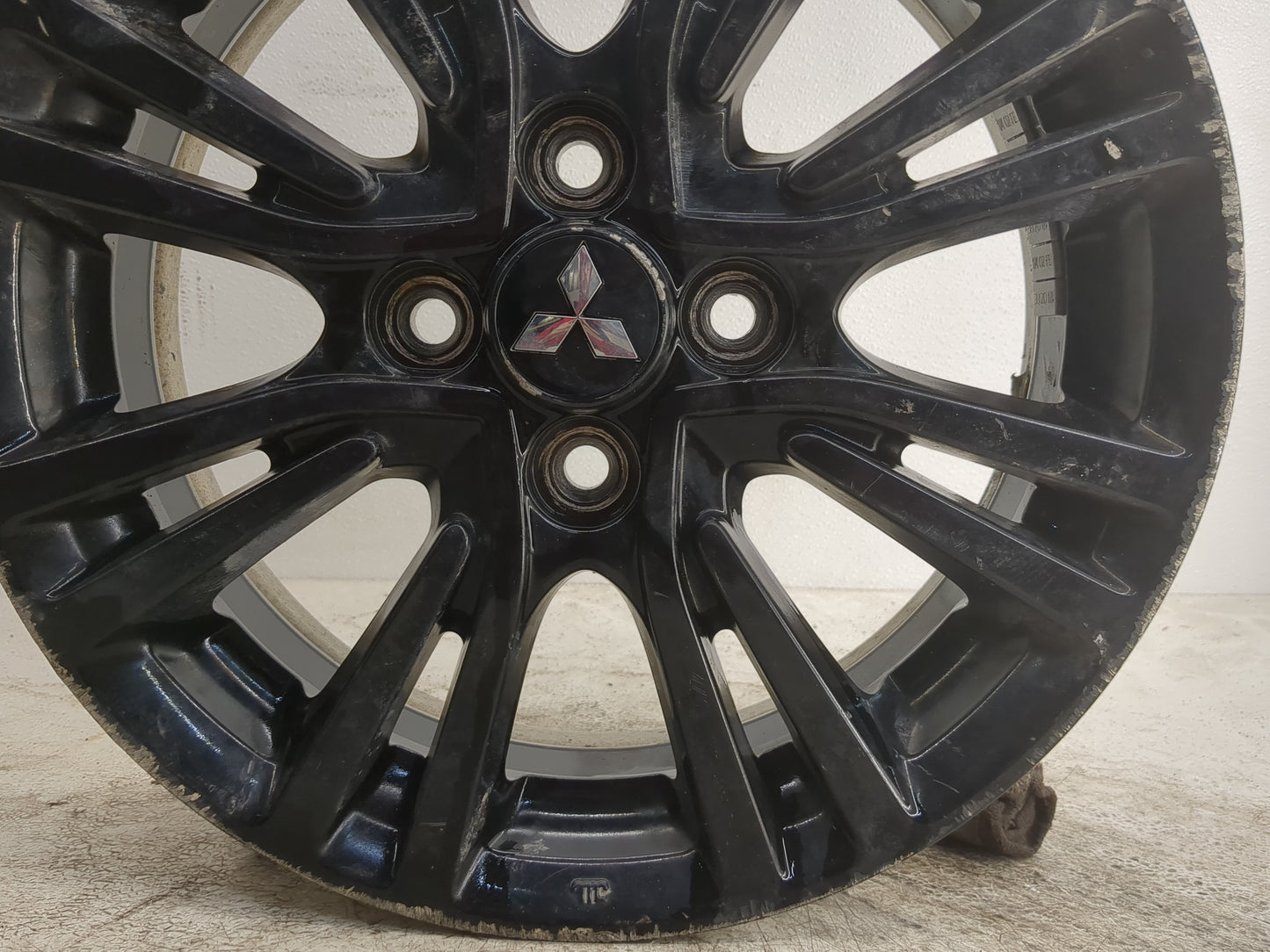 2017-2020 Mitsubishi Mirage Oem Wheel Rim - Oemusedautoparts1.com