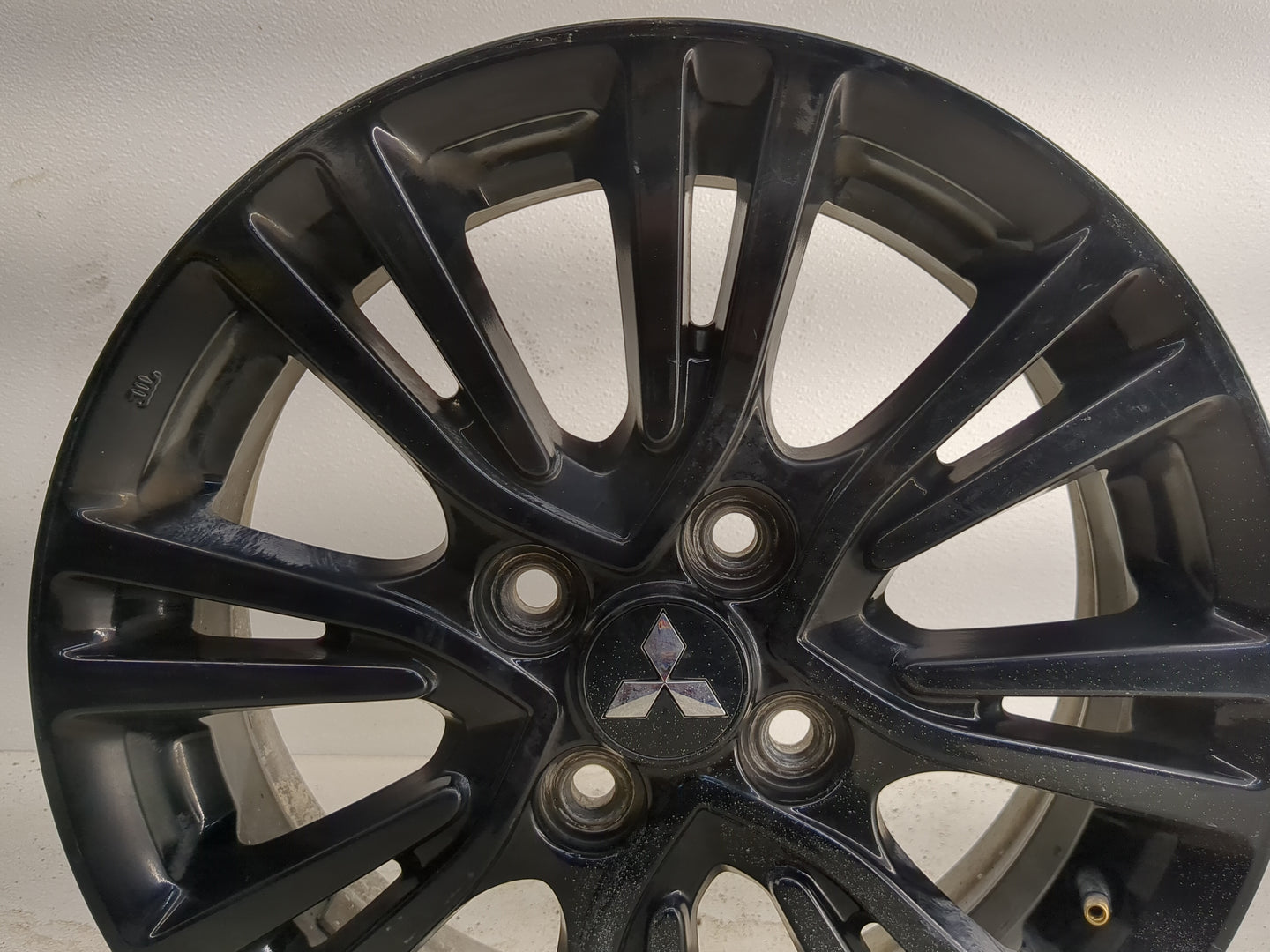 2017-2020 Mitsubishi Mirage Oem Wheel Rim - Oemusedautoparts1.com