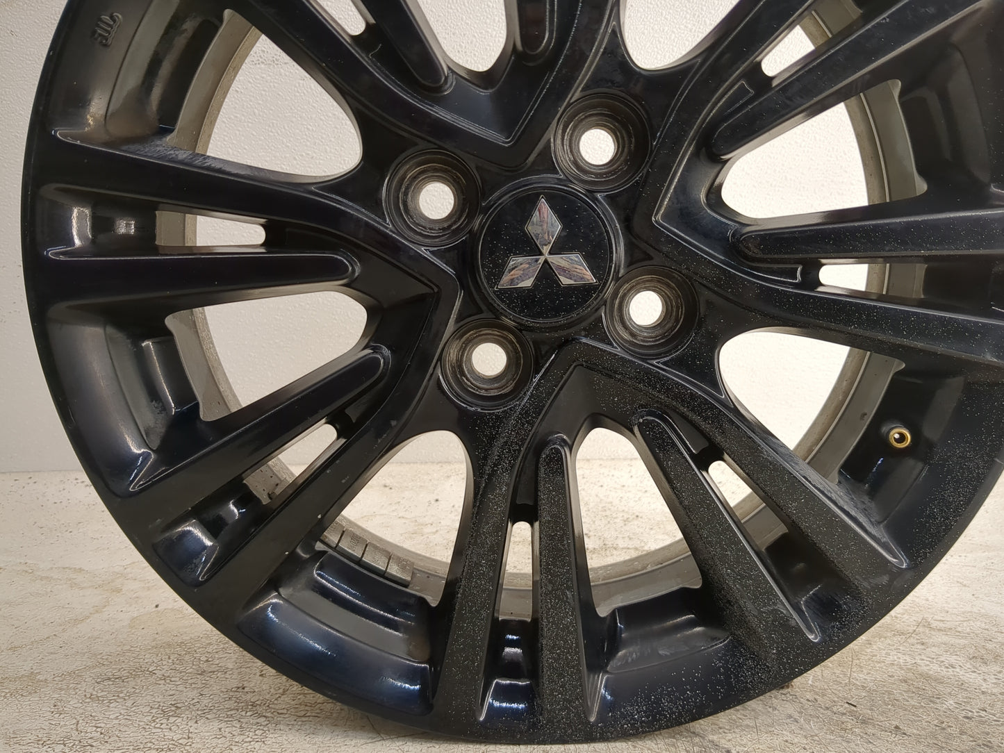 2017-2020 Mitsubishi Mirage Oem Wheel Rim - Oemusedautoparts1.com