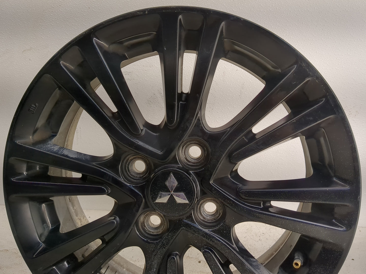 2017-2020 Mitsubishi Mirage Oem Wheel Rim - Oemusedautoparts1.com