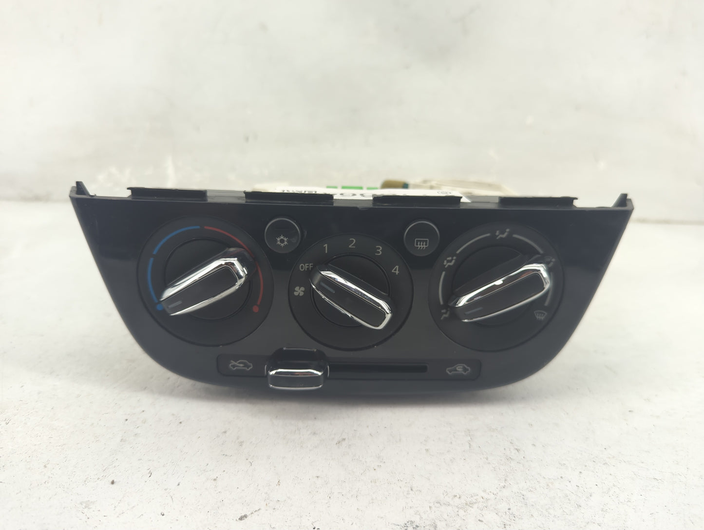 2019 Mitsubishi Mirage Climate Control Module Temperature AC/Heater Replacement P/N:7820A869 Fits OEM Used Auto Parts - Oemu