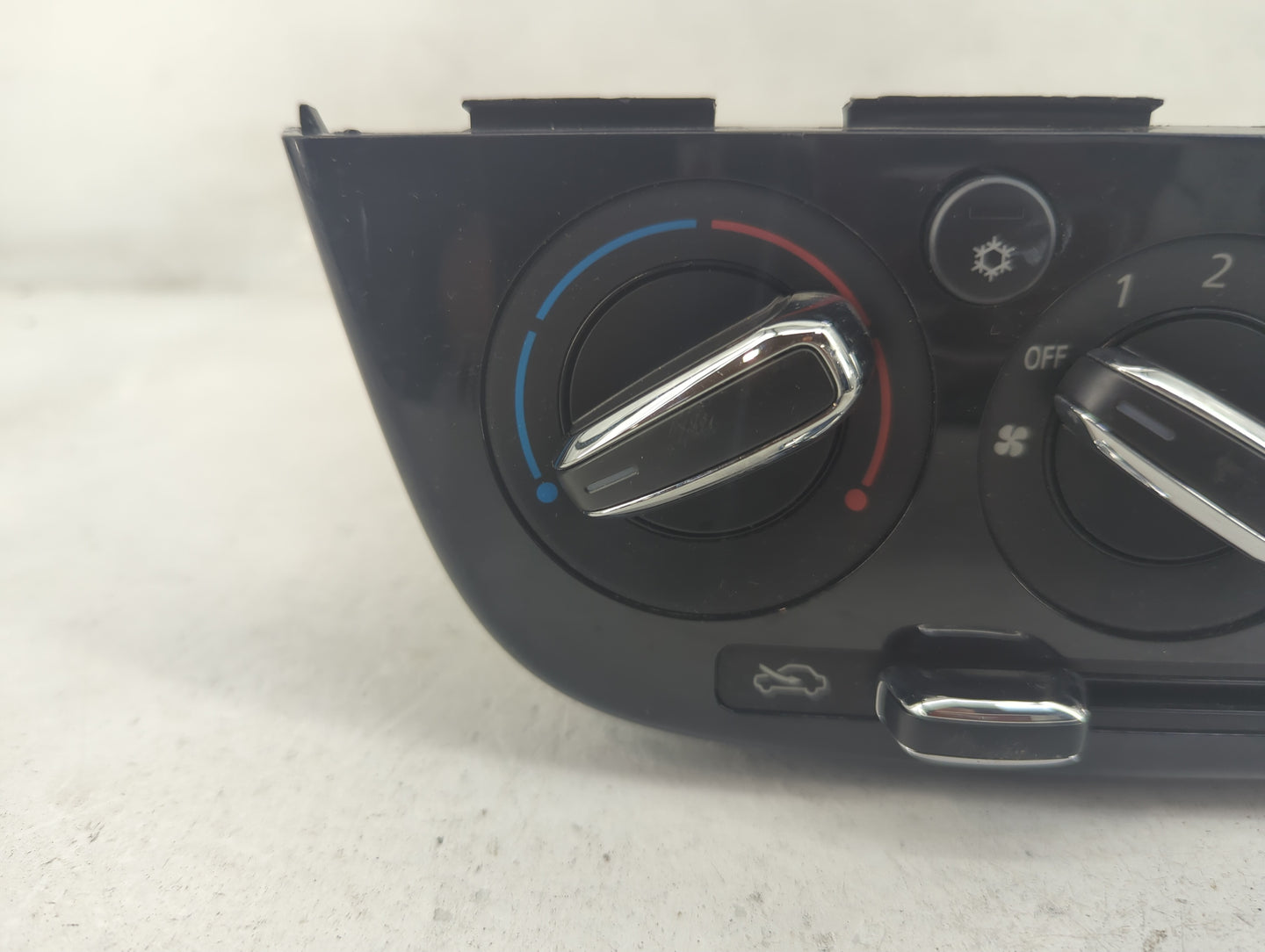 2019 Mitsubishi Mirage Climate Control Module Temperature AC/Heater Replacement P/N:7820A869 Fits OEM Used Auto Parts - Oemu