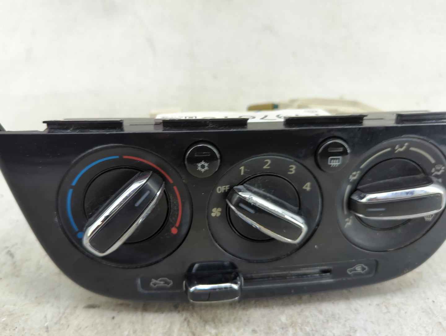 2019 Mitsubishi Mirage Climate Control Module Temperature AC/Heater Replacement Fits OEM Used Auto Parts - Oemusedautoparts1