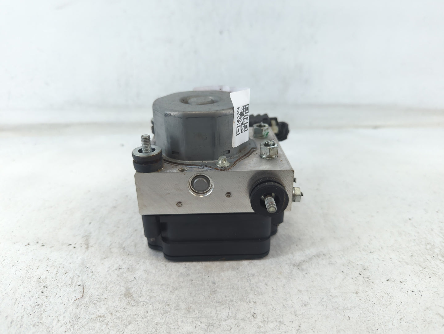 2019 Mitsubishi Mirage ABS Pump Control Module Replacement P/N:4670B229 269 832 Fits OEM Used Auto Parts - Oemusedautoparts1