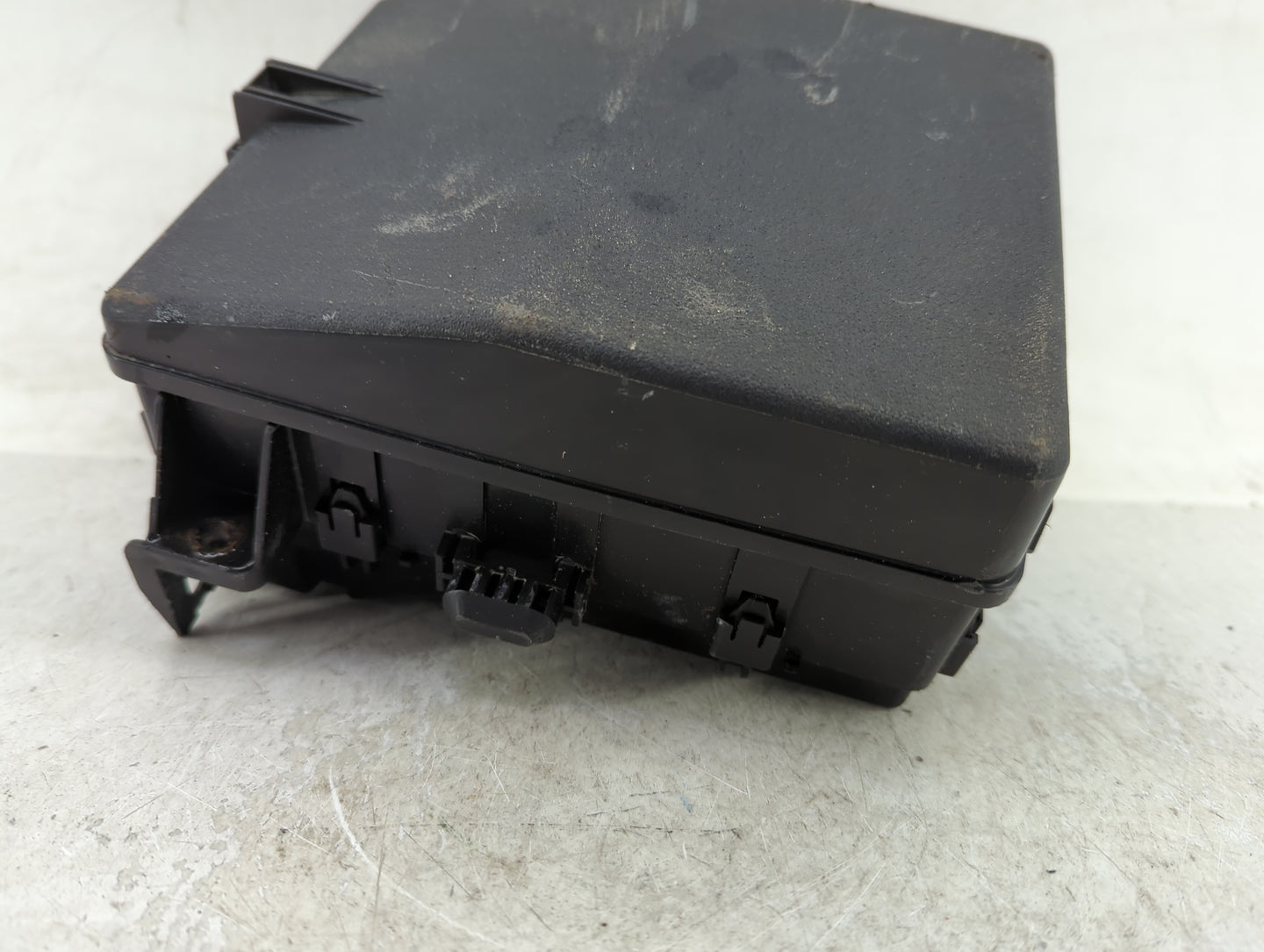 2014-2016 Mitsubishi Outlander Fusebox Fuse Box Panel Relay Module Fits Fits 2014 2015 2016 OEM Used Auto Parts - Oemusedaut