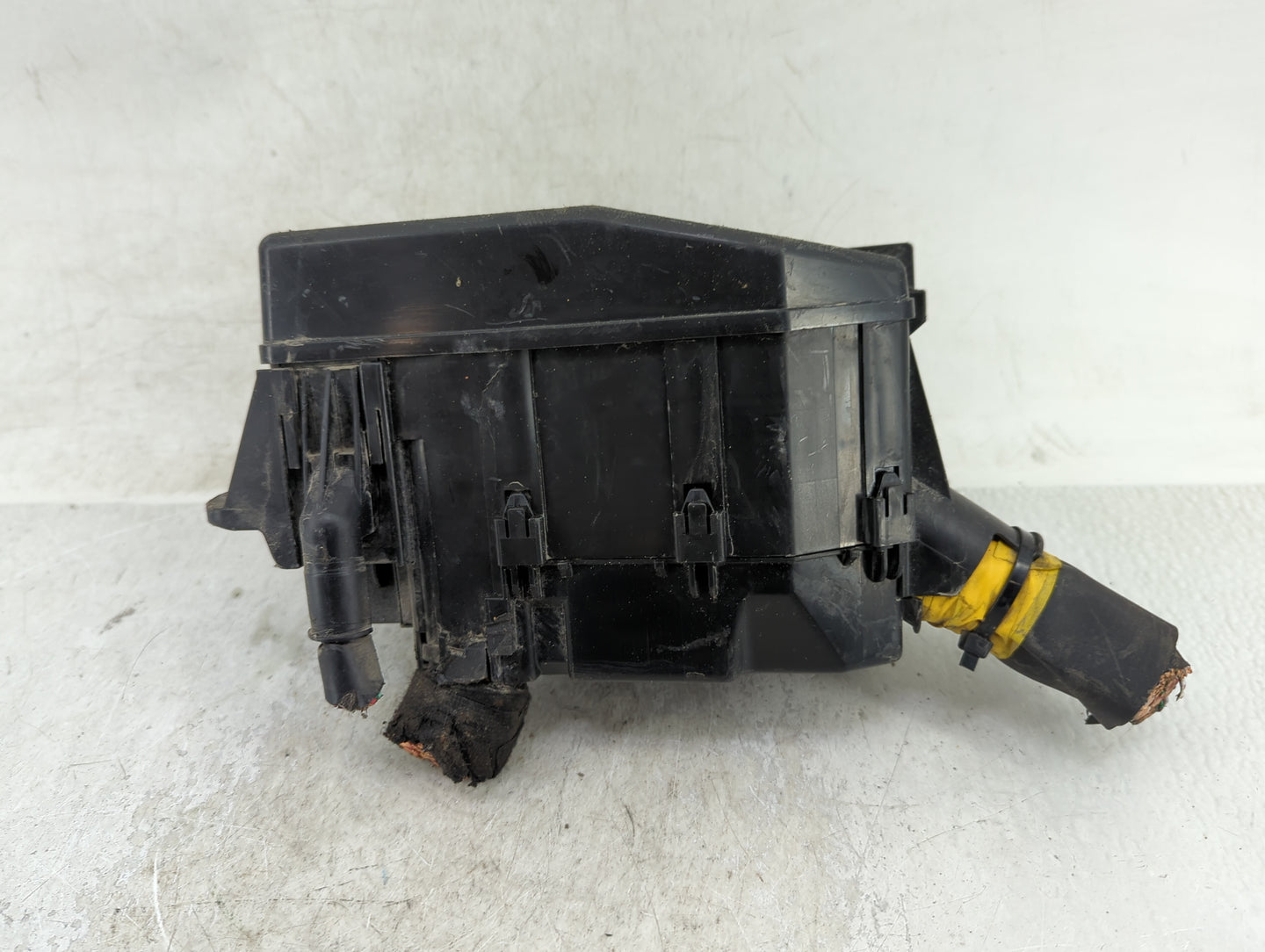 2014-2016 Mitsubishi Outlander Fusebox Fuse Box Panel Relay Module Fits Fits 2014 2015 2016 OEM Used Auto Parts - Oemusedaut