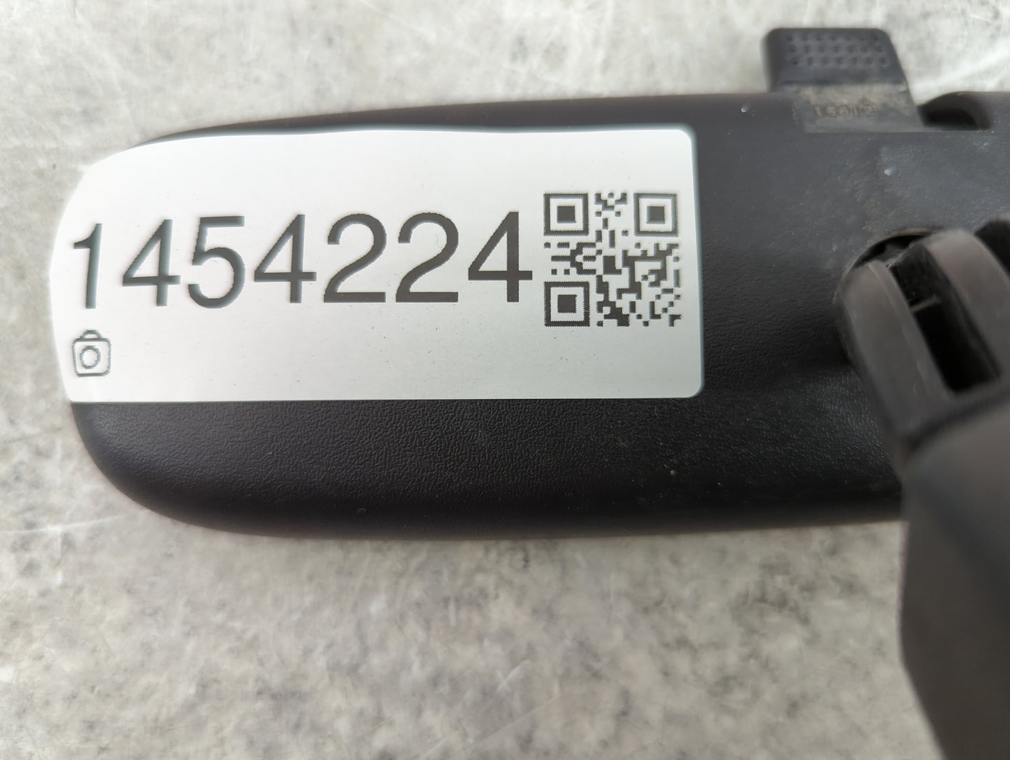 2019 Mitsubishi Outlander Interior Rear View Mirror Replacement OEM P/N:7225 8676 Fits OEM Used Auto Parts - Oemusedautopart