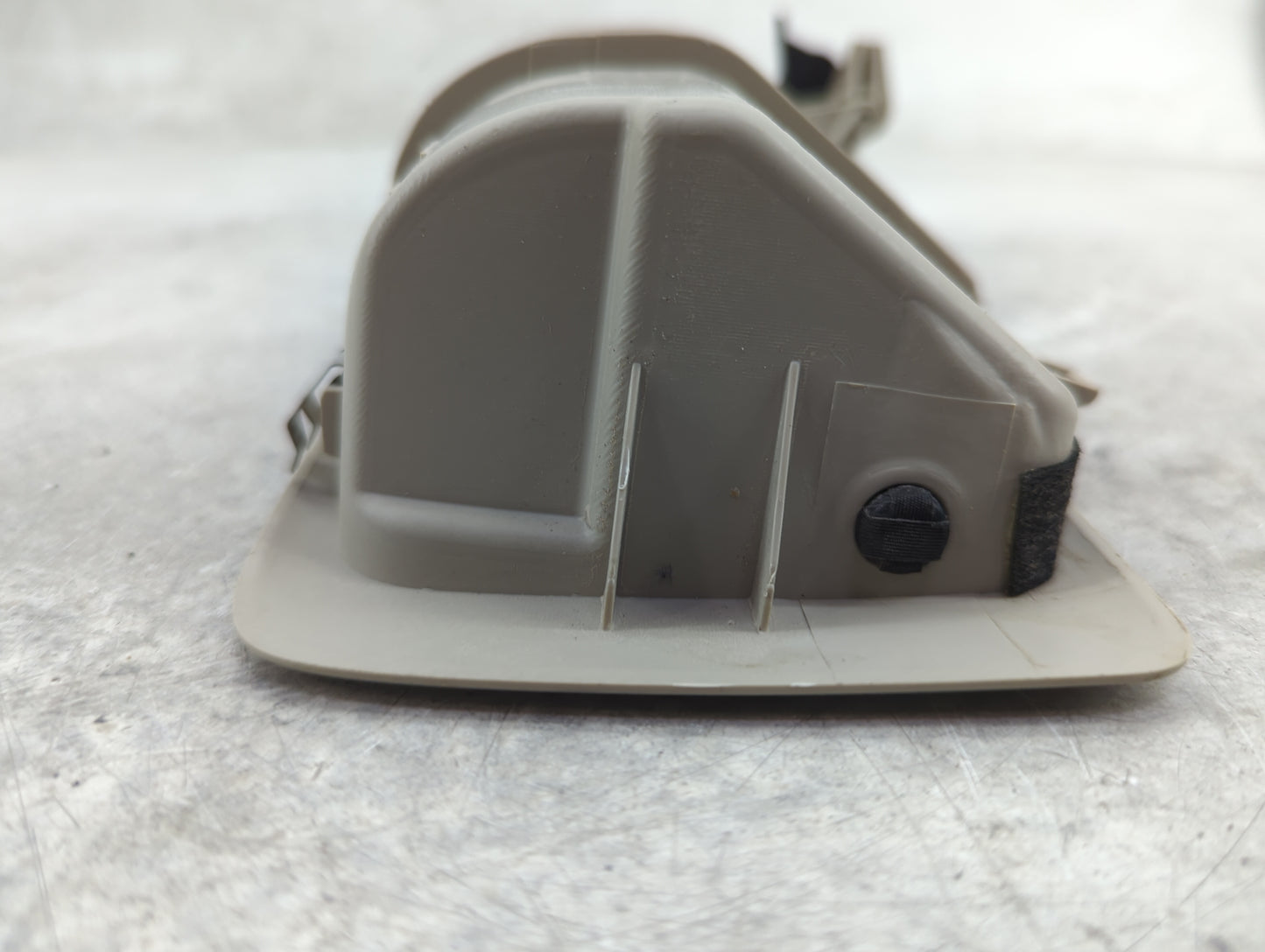 2019 Mitsubishi Outlander Overhead Roof Console - Oemusedautoparts1.com