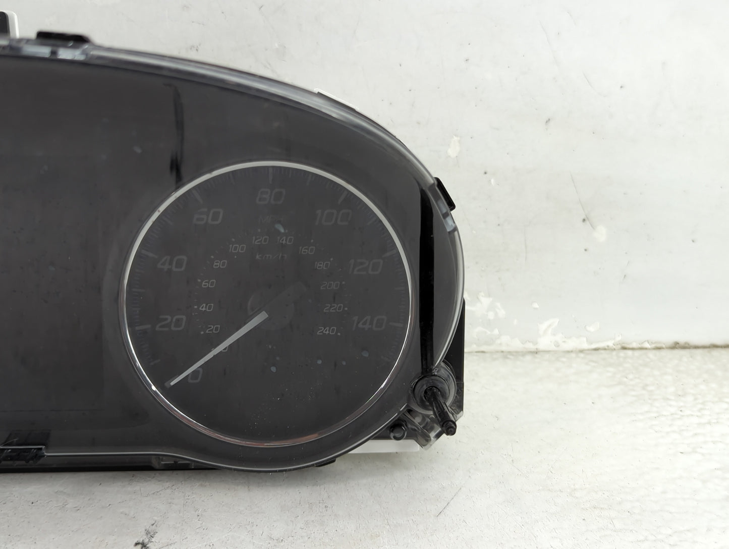 2019 Mitsubishi Outlander Speedometer Instrument Cluster Gauges - Oemusedautoparts1.com