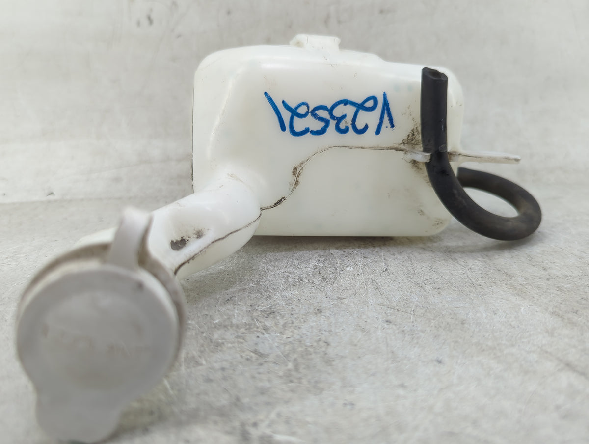 2014 Outlander Radiator Coolant Overflow Expansion Tank Bottle - Oemusedautoparts1.com