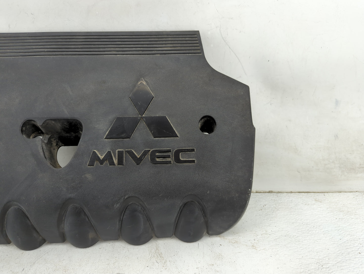 2019 Mitsubishi Outlander Engine Cover 1460527 - Oemusedautoparts1.com