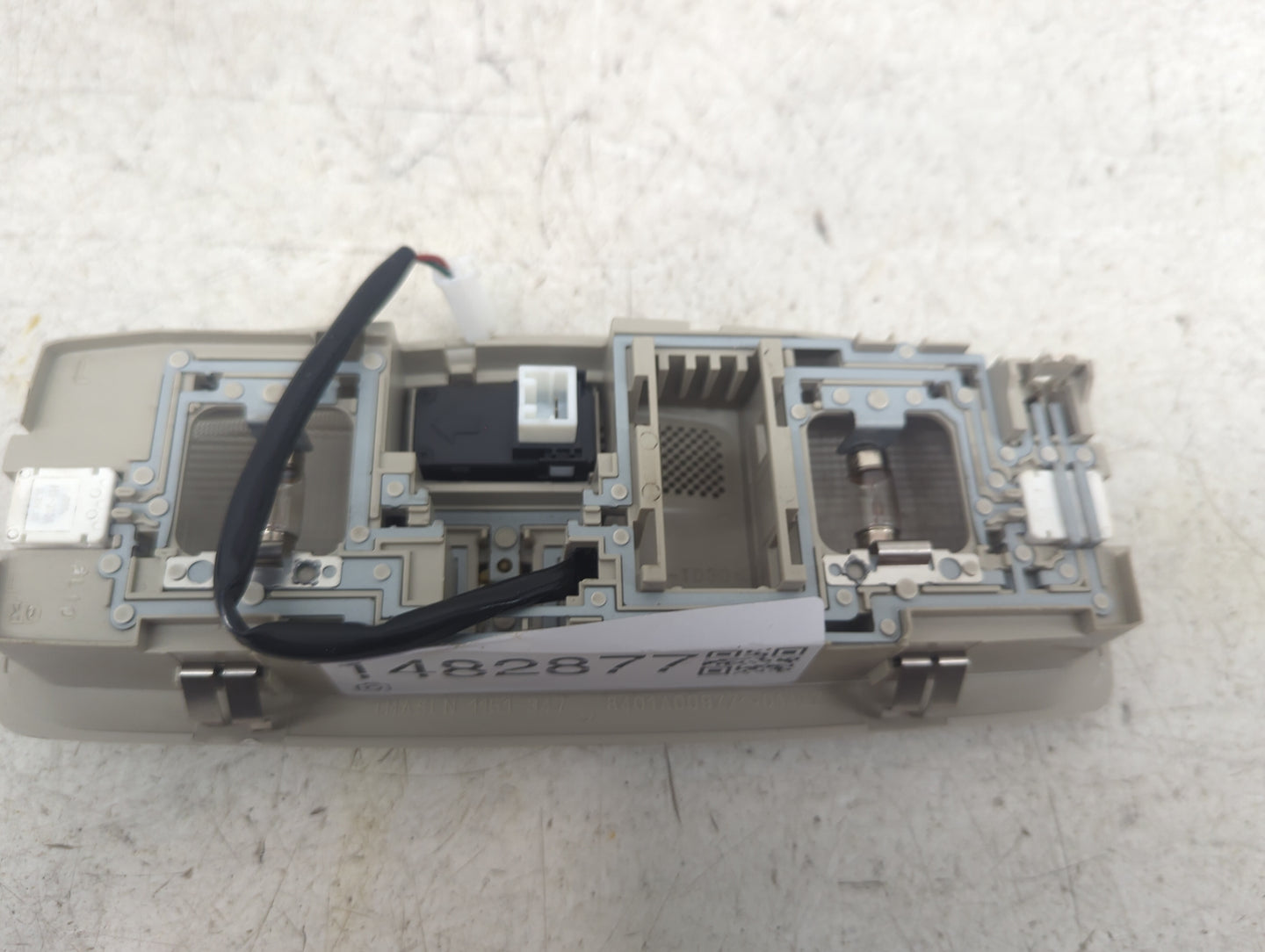 2019 Mitsubishi Outlander Overhead Roof Console Tan - Oemusedautoparts1.com