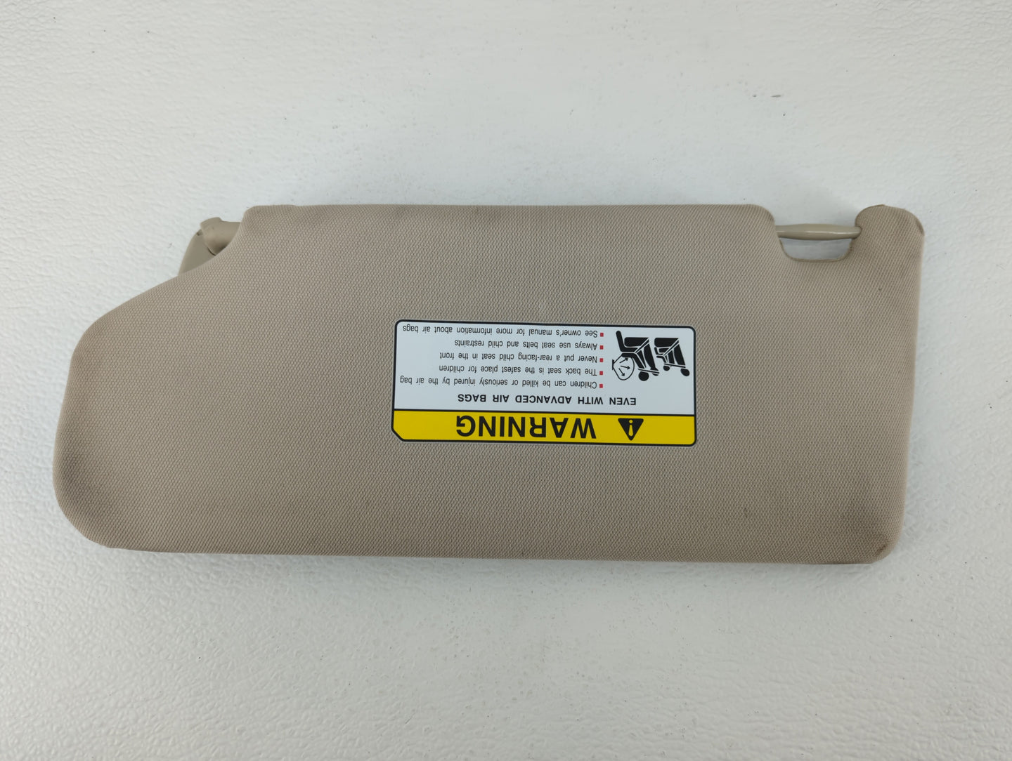 2019 Mitsubishi Outlander Sun Visor Shade Replacement Passenger Right Mirror Fits OEM Used Auto Parts - Oemusedautoparts1.co