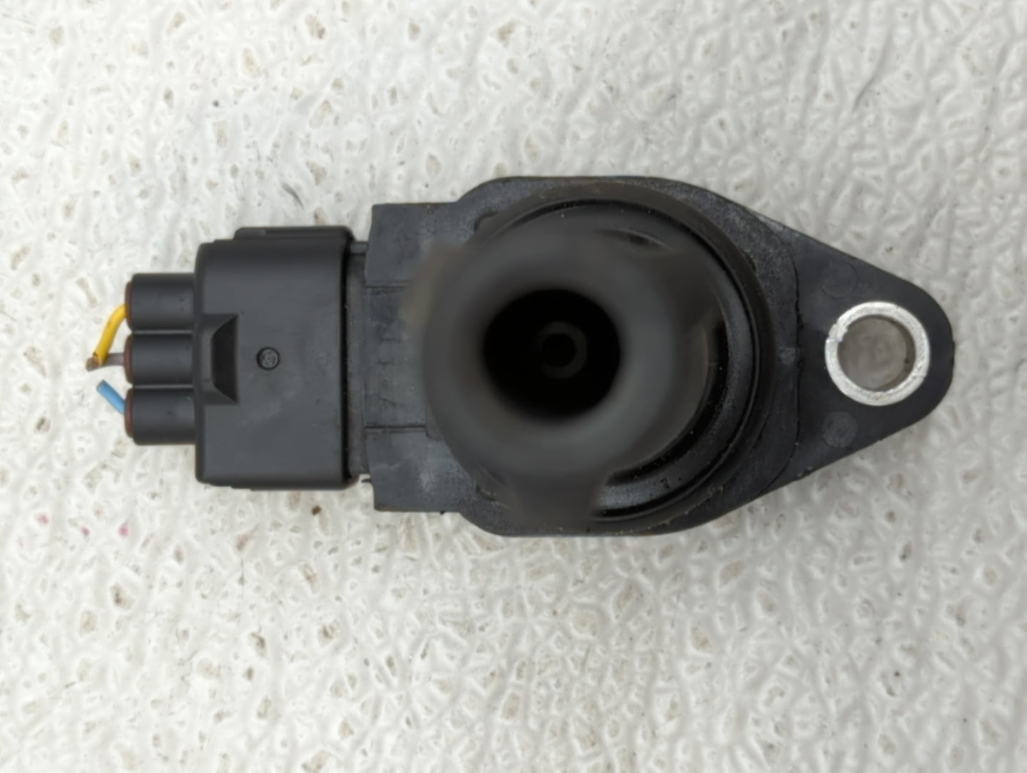 2007-2016 Mitsubishi Outlander Ignition Coil Igniter Pack - Oemusedautoparts1.com