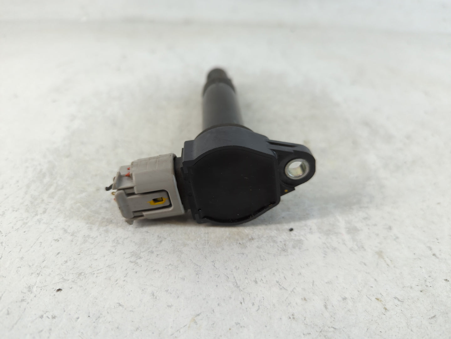 2007-2016 Mitsubishi Outlander Ignition Coil Igniter Pack - Oemusedautoparts1.com