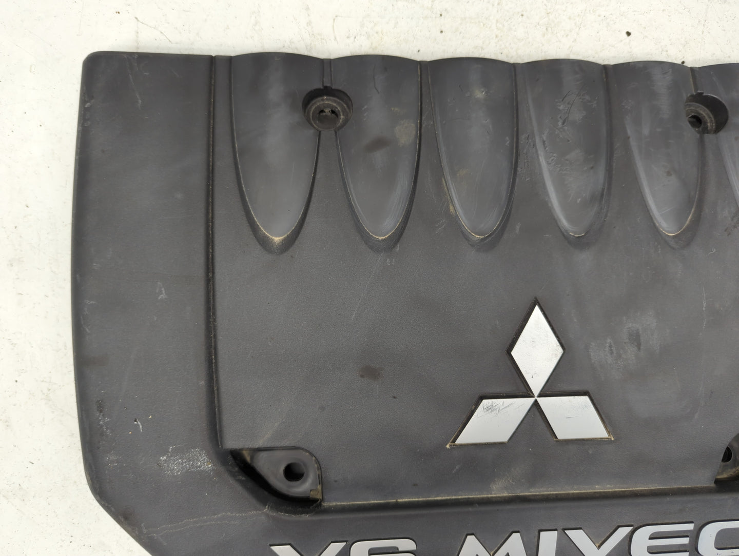 2019 Mitsubishi Outlander Engine Cover - Oemusedautoparts1.com