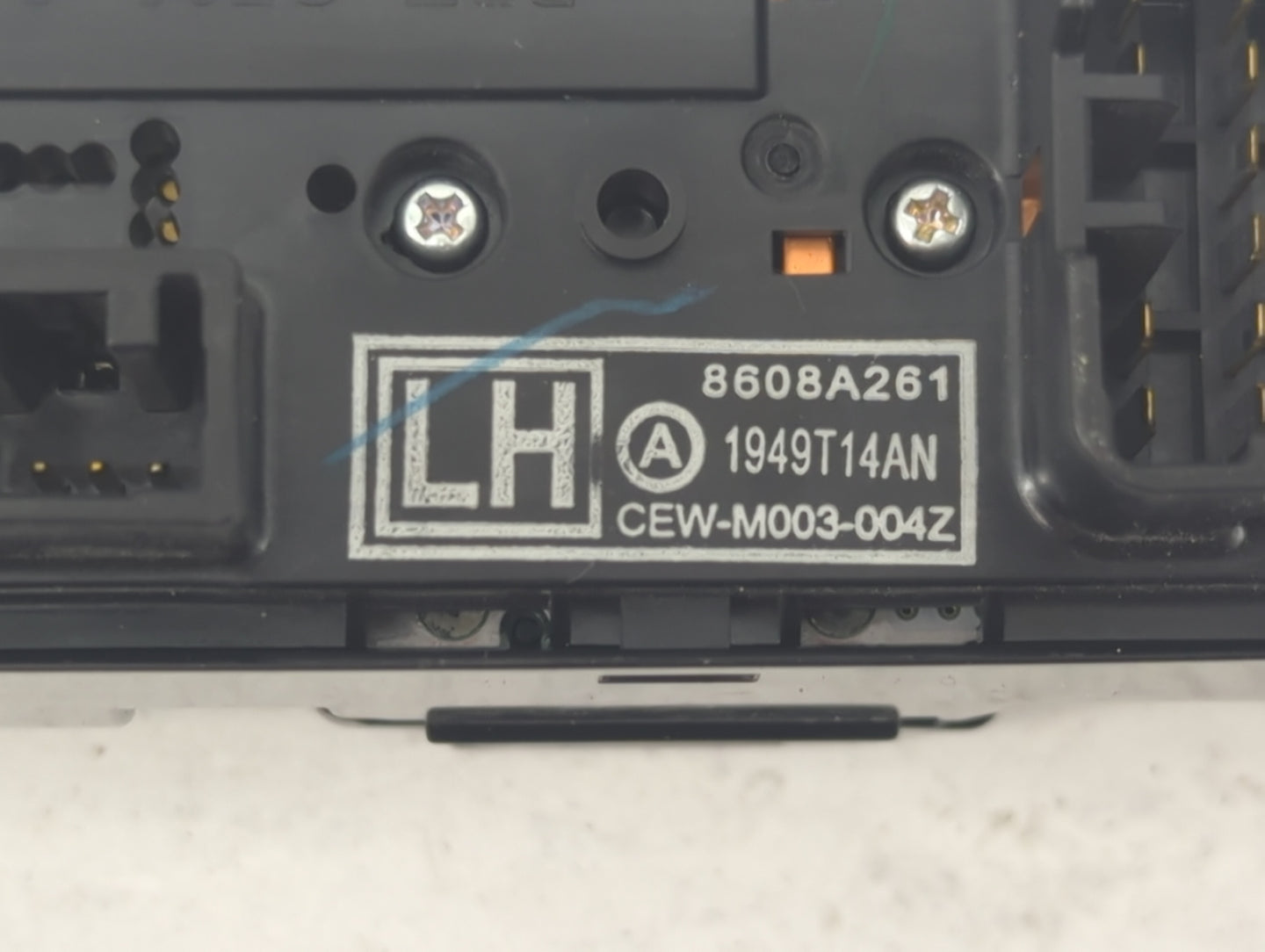 2011-2017 Mitsubishi Outlander Sport Master Power Window Switch Replacement Driver Side Left P/N:8608A261 CEW-M003-004Z Fits
