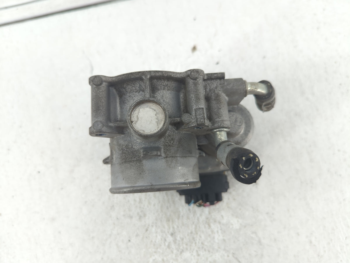 2013-2017 Mitsubishi Outlander Sport Throttle Body P/N:57021 B Fits Fits 2013 2014 2015 2016 2017 OEM Used Auto Parts - Oemu
