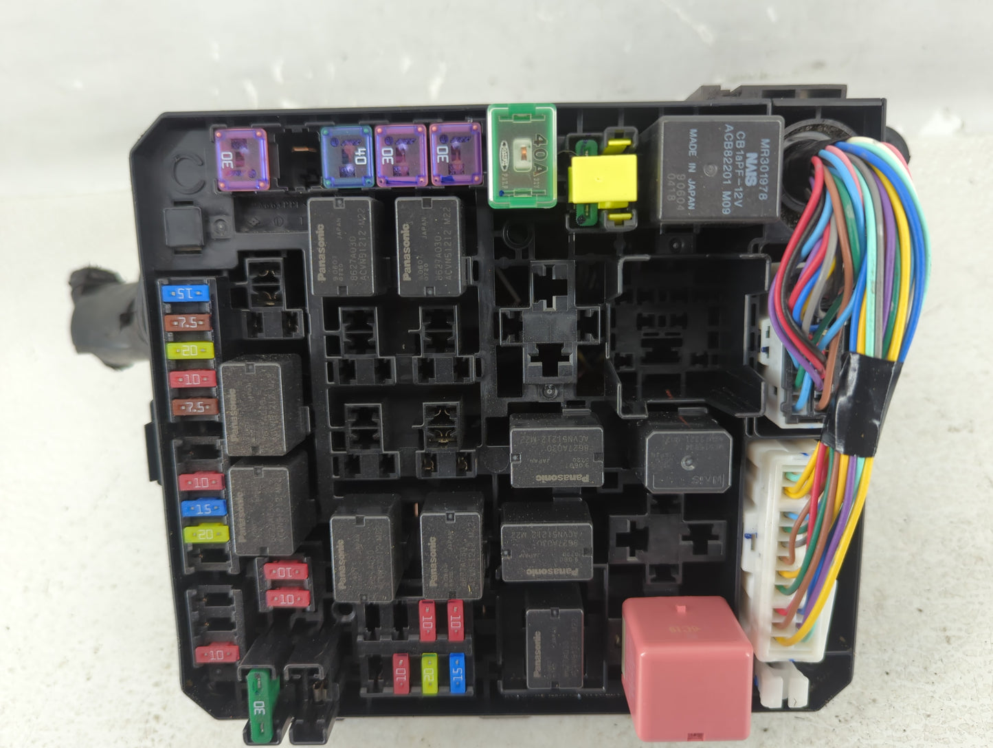 2012-2017 Mitsubishi Outlander Sport Fusebox Fuse Box Panel Relay Module P/N:8565A268 Fits Fits 2012 2013 2014 2015 2016 201