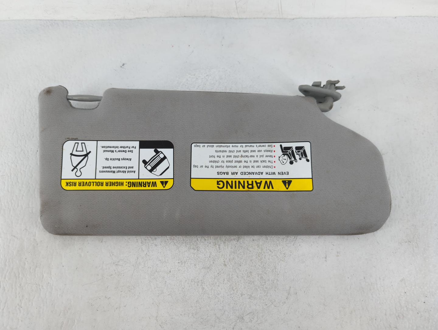 2016-2017 Mitsubishi Outlander Sport Sun Visor Shade Replacement Driver Left Mirror Fits Fits 2016 2017 OEM Used Auto Parts 