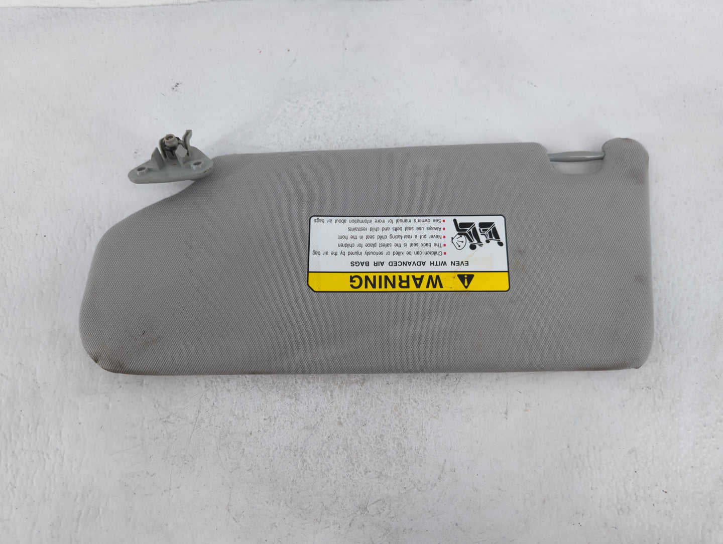 2016-2017 Mitsubishi Outlander Sport Sun Visor Shade Replacement Passenger Right Mirror Fits Fits 2016 2017 OEM Used Auto Pa