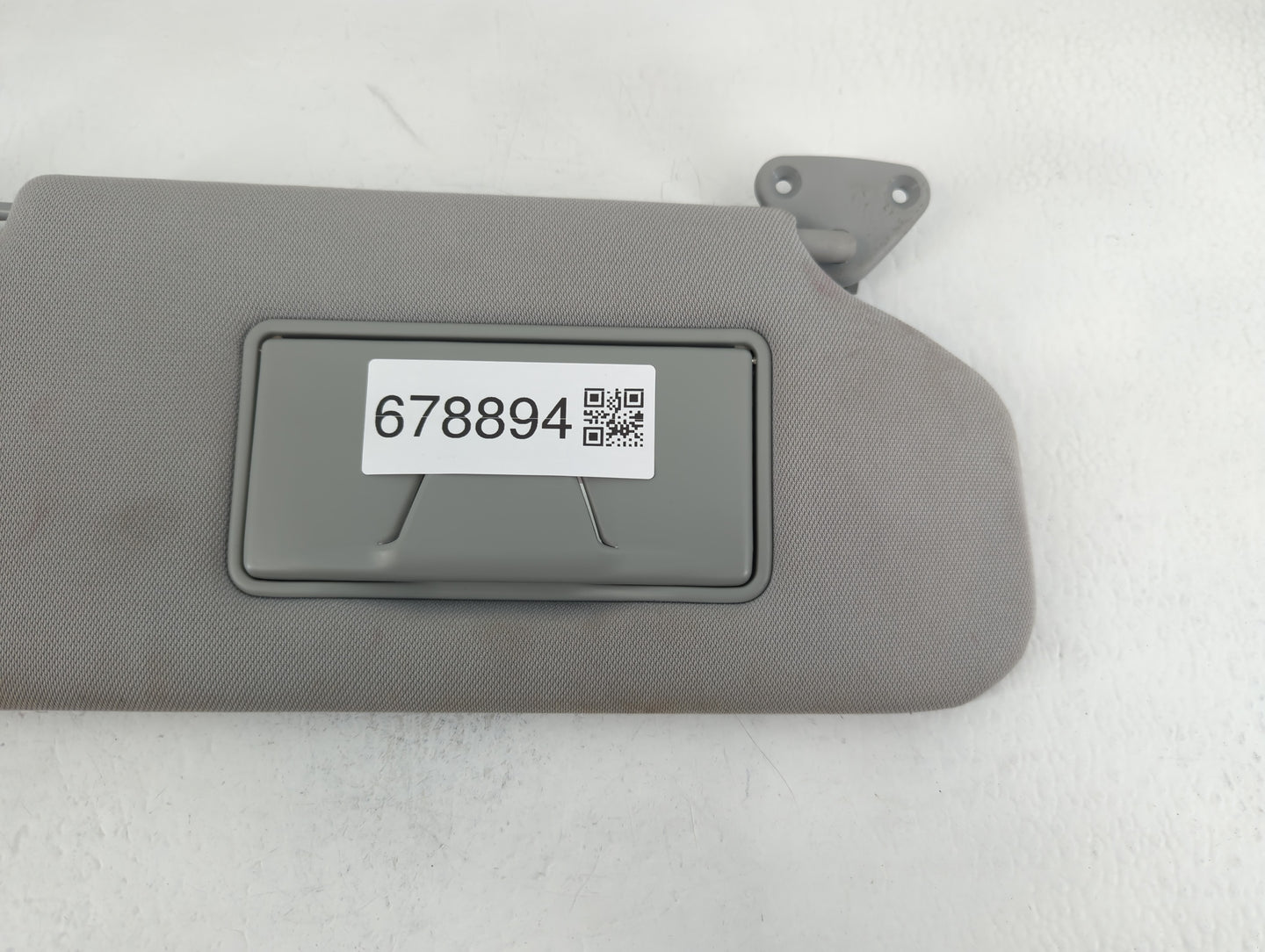 2019 Mitsubishi Rvr Sun Visor Shade Replacement Passenger Right Mirror Fits OEM Used Auto Parts - Oemusedautoparts1.com