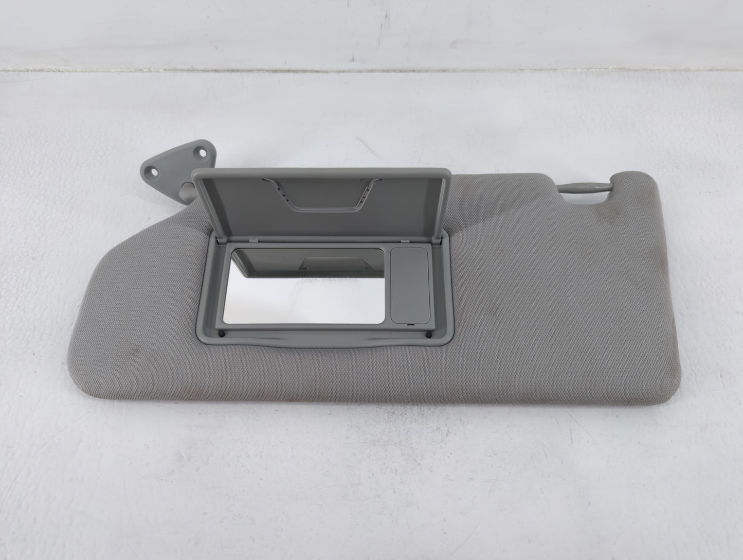 2019 Mitsubishi Rvr Sun Visor Shade Replacement Passenger Right Mirror Fits OEM Used Auto Parts - Oemusedautoparts1.com
