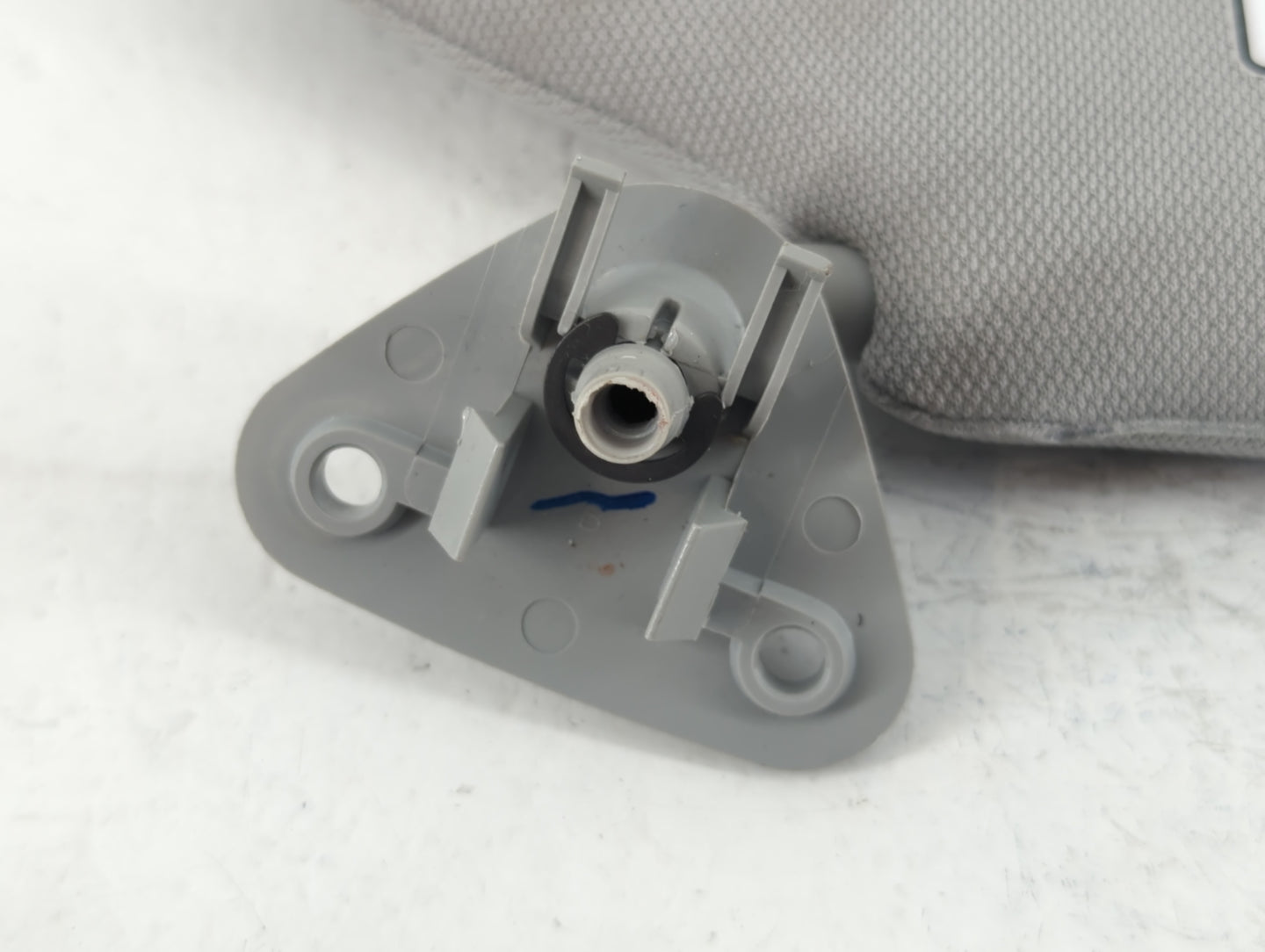 2019 Mitsubishi Rvr Sun Visor Shade Replacement Passenger Right Mirror Fits OEM Used Auto Parts - Oemusedautoparts1.com