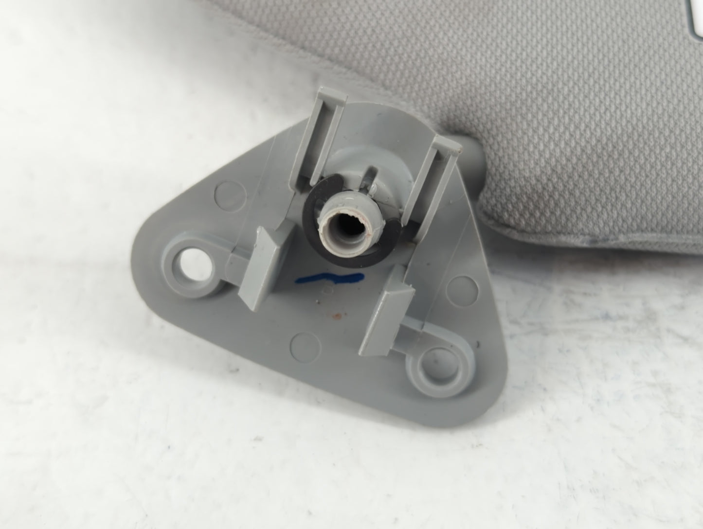 2019 Mitsubishi Rvr Sun Visor Shade Replacement Passenger Right Mirror Fits OEM Used Auto Parts - Oemusedautoparts1.com