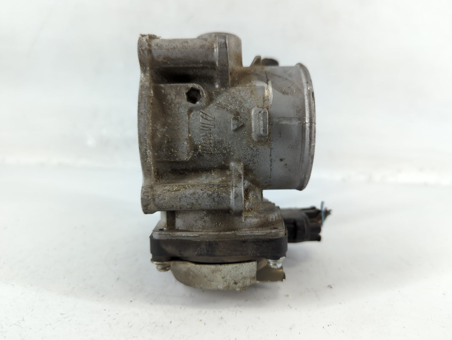 2013-2017 Mitsubishi Rvr Throttle Body P/N:9X04 0445 57021 Fits Fits 2013 2014 2015 2016 2017 OEM Used Auto Parts - Oemuseda