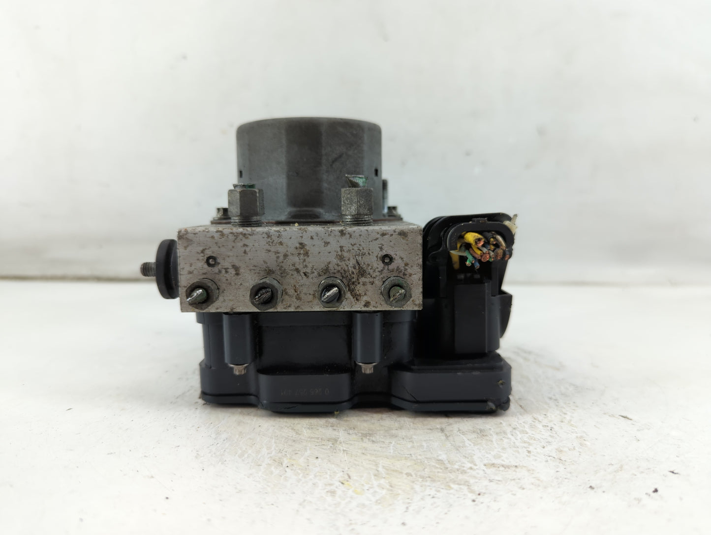 2019-2020 Nissan Altima ABS Pump Control Module Replacement P/N:2265106527 Fits Fits 2019 2020 OEM Used Auto Parts - Oemused