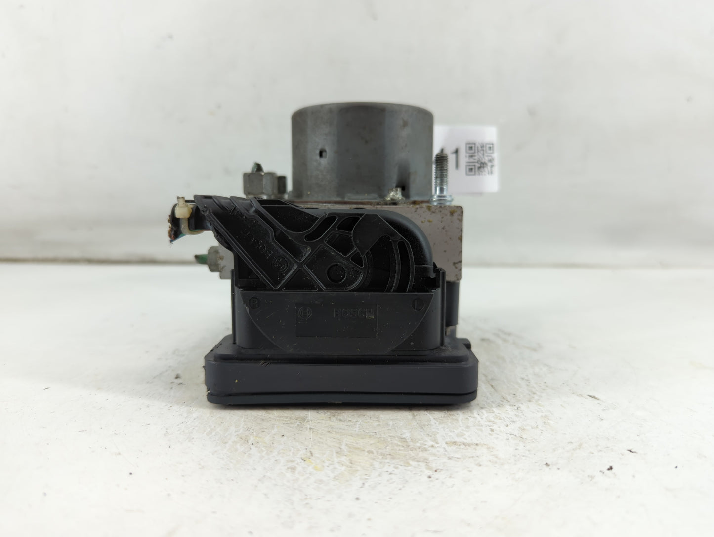 2019-2020 Nissan Altima ABS Pump Control Module Replacement P/N:2265106527 Fits Fits 2019 2020 OEM Used Auto Parts - Oemused