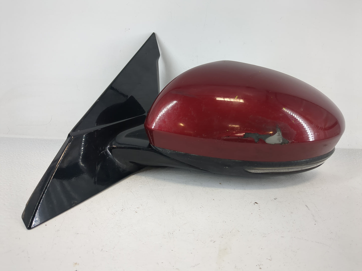 2019-2022 Nissan Altima Driver Side View Mirror - Left Door Mirror OEM Used - Oemusedautoparts1.com