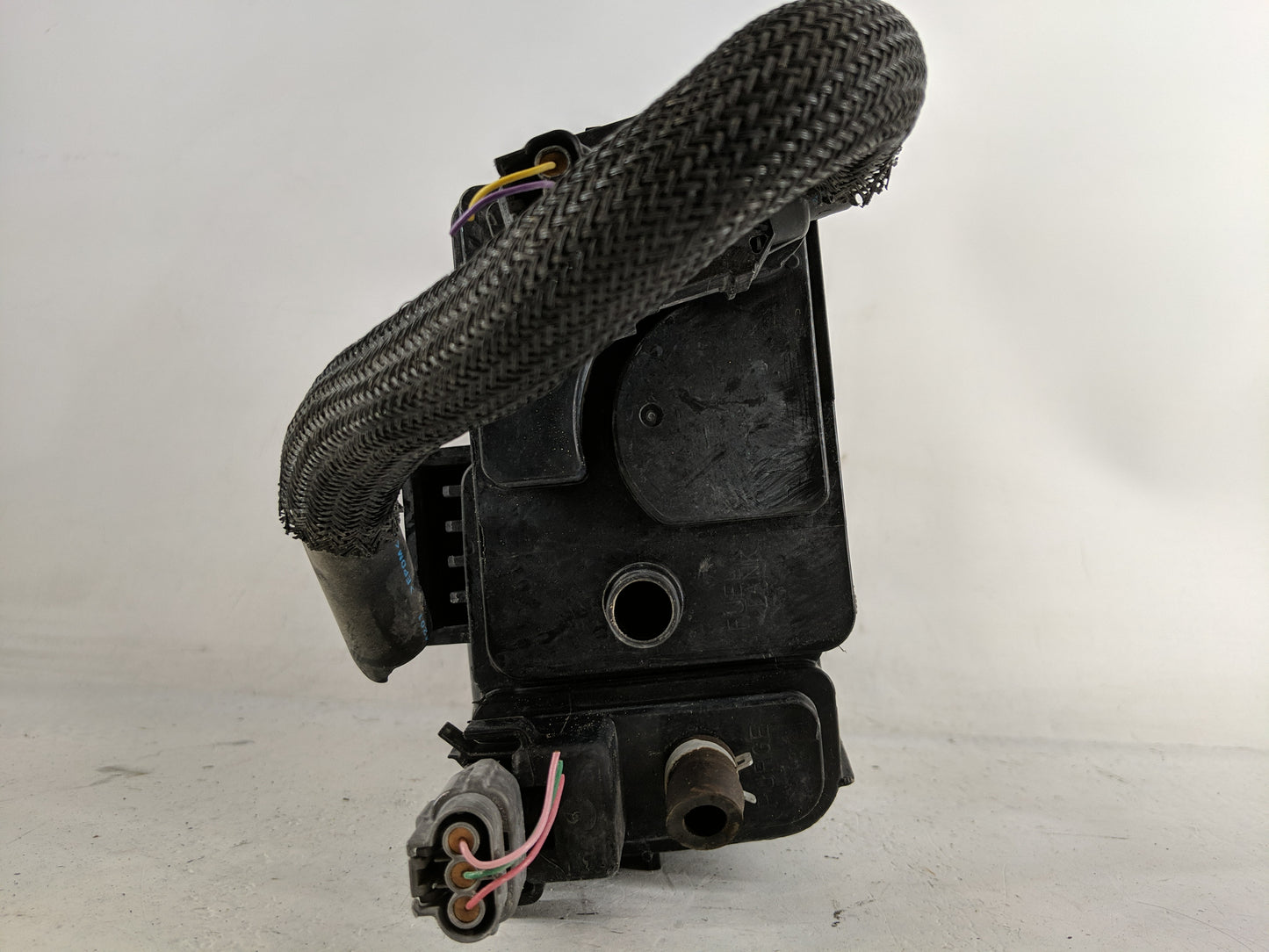 2019 Nissan Altima Fuel Vapor Charcoal Canister 1188094 - Oemusedautoparts1.com