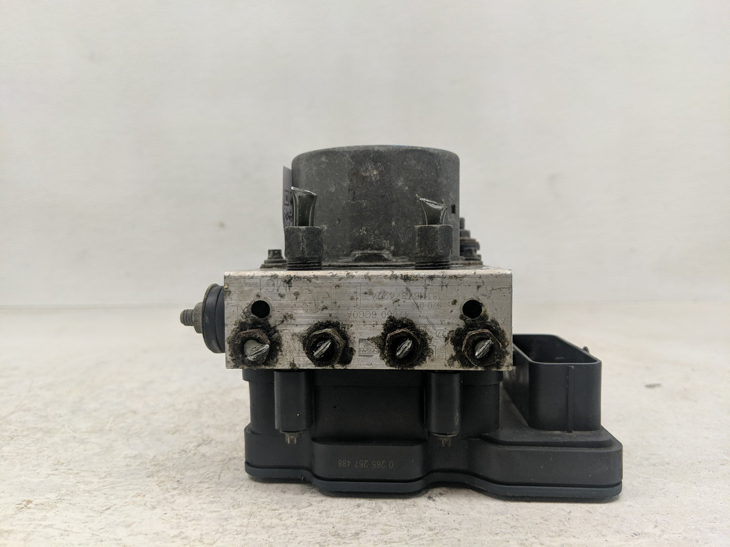 2019-2020 Nissan Altima ABS Pump Control Module Replacement P/N:2265106455 0265956610 Fits Fits 2019 2020 OEM Used Auto Part