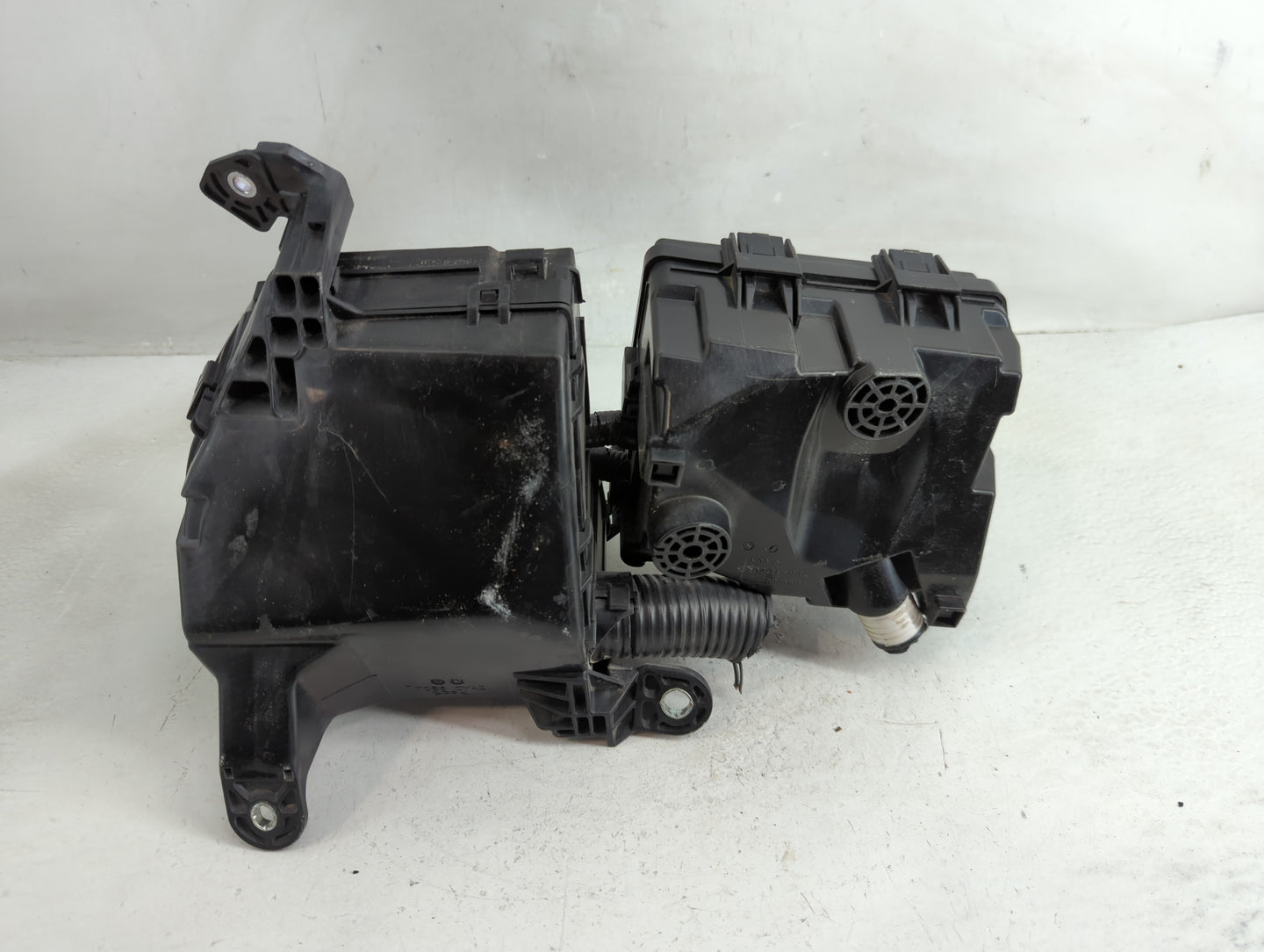 2019-2022 Nissan Altima Fusebox Fuse Box Panel Relay Module Fits Fits 2019 2020 2021 2022 OEM Used Auto Parts - Oemusedautop