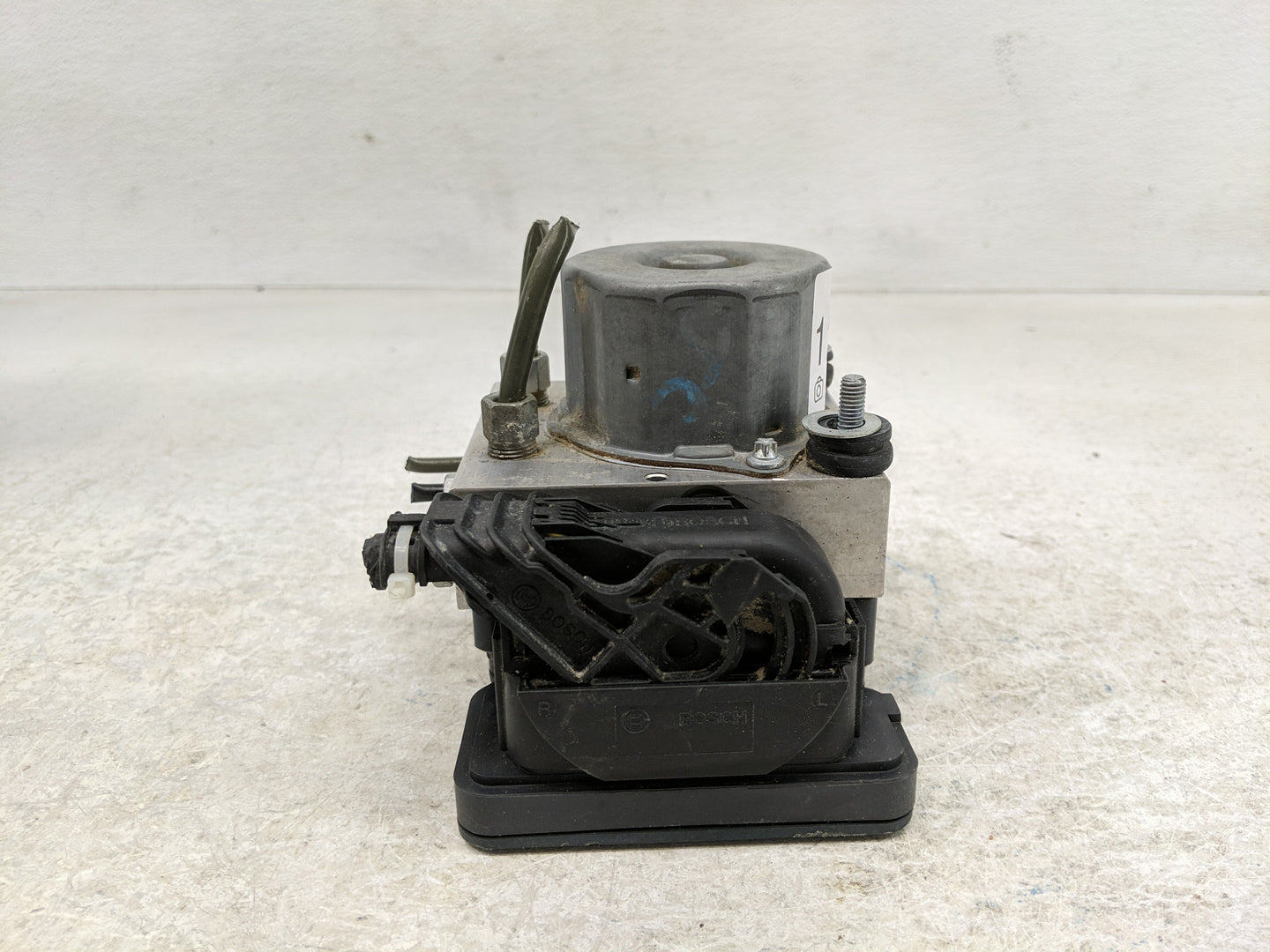 2019-2020 Nissan Altima ABS Pump Control Module Replacement P/N:2265106455 0265956610 Fits Fits 2019 2020 OEM Used Auto Part