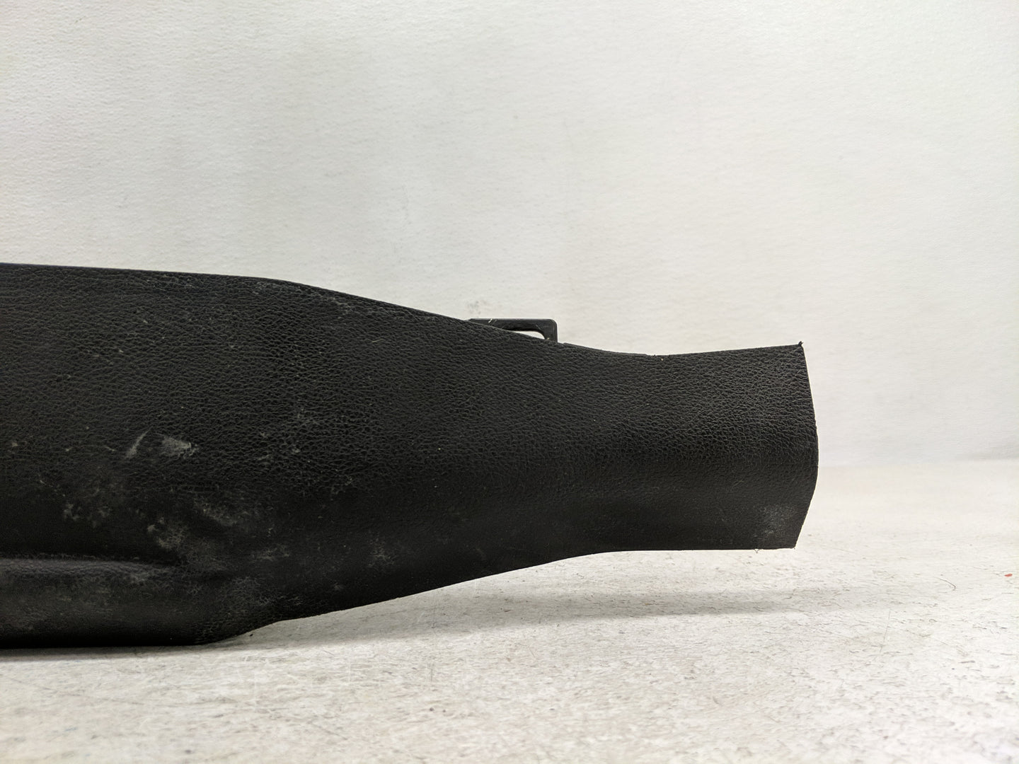 2019-2021 Nissan Altima Air Bag Passenger Right Knee OEM Fits Fits 2019 2020 2021 OEM Used Auto Parts - Oemusedautoparts1.co