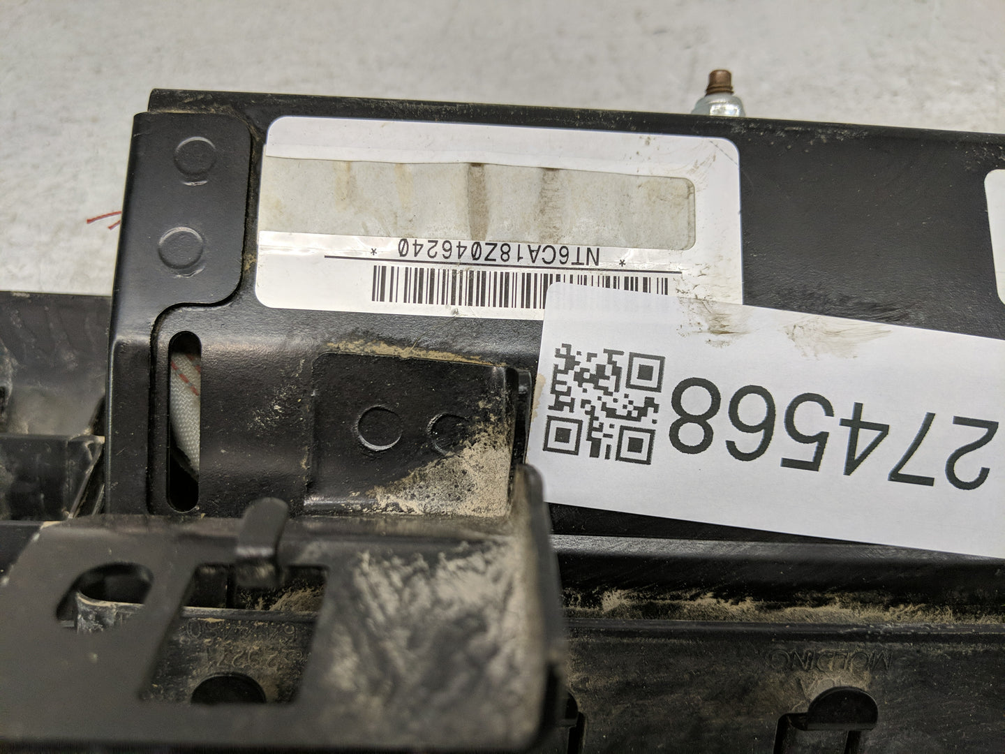 2019-2021 Nissan Altima Air Bag Passenger Right Knee OEM Fits Fits 2019 2020 2021 OEM Used Auto Parts - Oemusedautoparts1.co