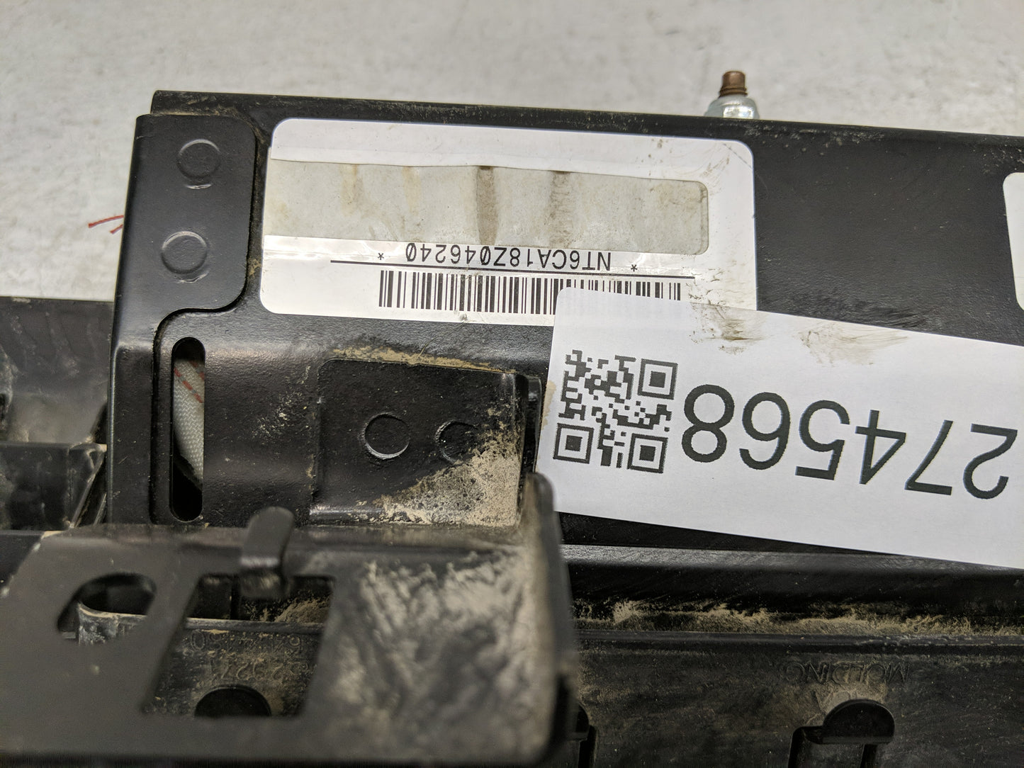 2019-2021 Nissan Altima Air Bag Passenger Right Knee OEM Fits Fits 2019 2020 2021 OEM Used Auto Parts - Oemusedautoparts1.co