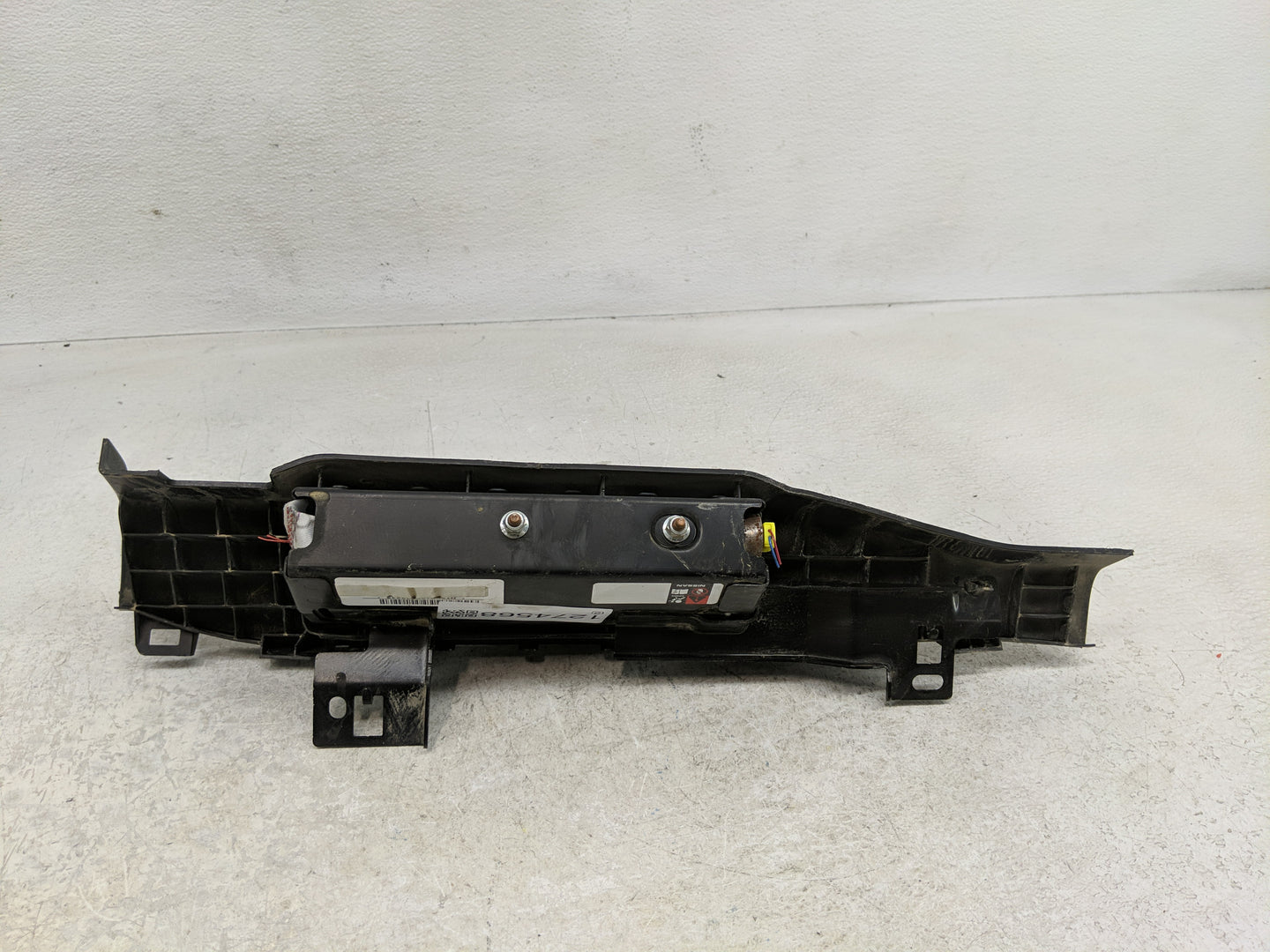 2019-2021 Nissan Altima Air Bag Passenger Right Knee OEM Fits Fits 2019 2020 2021 OEM Used Auto Parts - Oemusedautoparts1.co