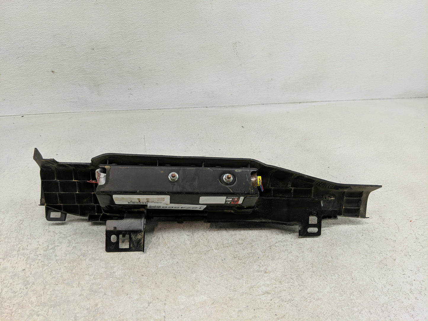 2019-2021 Nissan Altima Air Bag Passenger Right Knee OEM Fits Fits 2019 2020 2021 OEM Used Auto Parts - Oemusedautoparts1.co