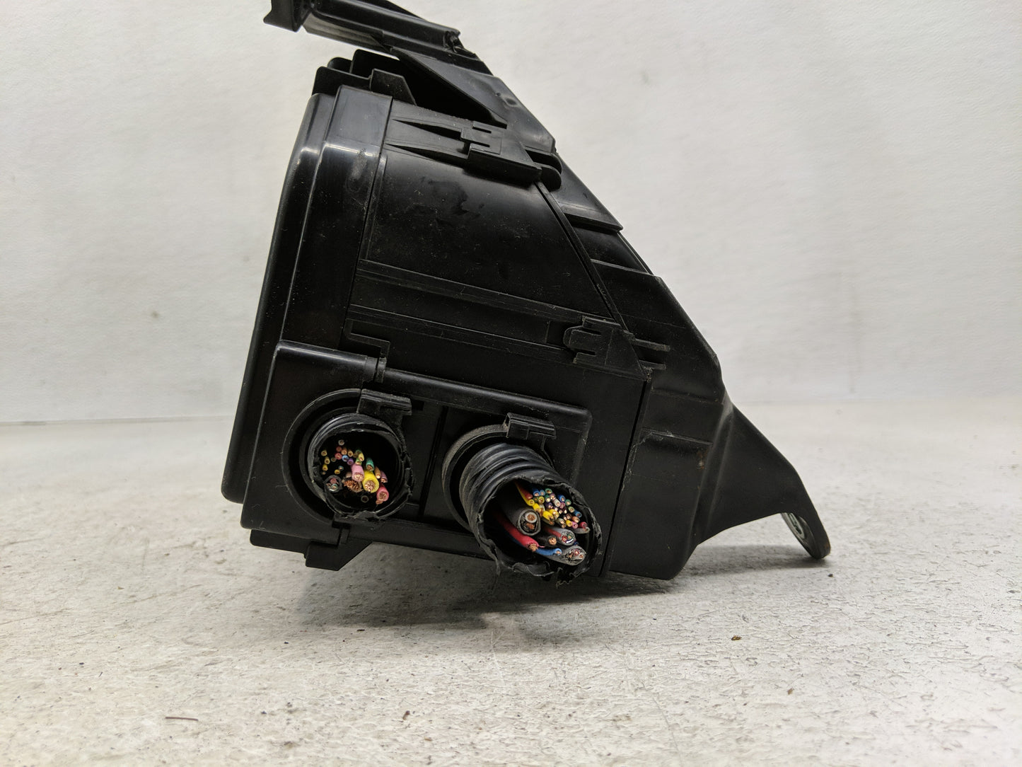 2019-2022 Nissan Altima Fusebox Fuse Box Panel Relay Module Fits Fits 2019 2020 2021 2022 OEM Used Auto Parts - Oemusedautop