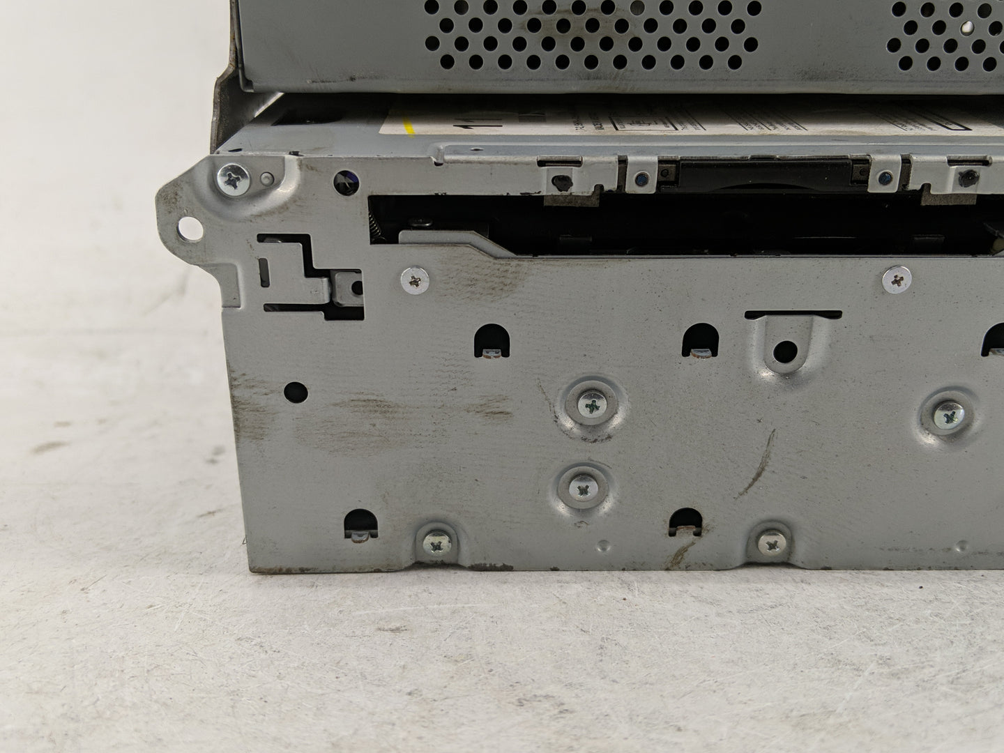 2019 Nissan Altima Radio AM FM Cd Player Receiver Replacement P/N:28275 6FL0B Fits OEM Used Auto Parts - Oemusedautoparts1.c