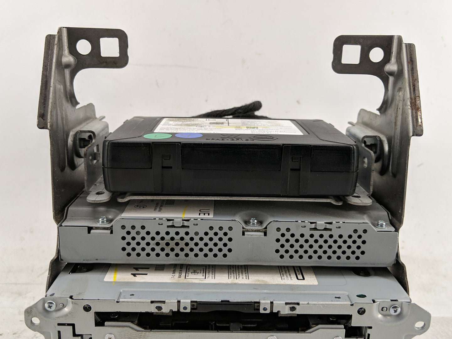 2019 Nissan Altima Radio AM FM Cd Player Receiver Replacement P/N:28275 6FL0B Fits OEM Used Auto Parts - Oemusedautoparts1.c