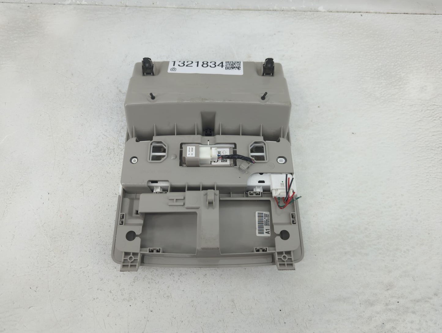 2019-2022 Nissan Altima Overhead Roof Console 1321834 - Oemusedautoparts1.com